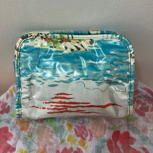 Old Navy Handbags - Old Navy Make Up Bag/ Multi- Purpose Small Bag